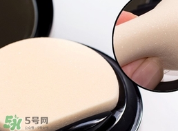 ��ʫ����Һ��ۺ�ɫ�� ��ʫ����Һ��ۺ���ɫ